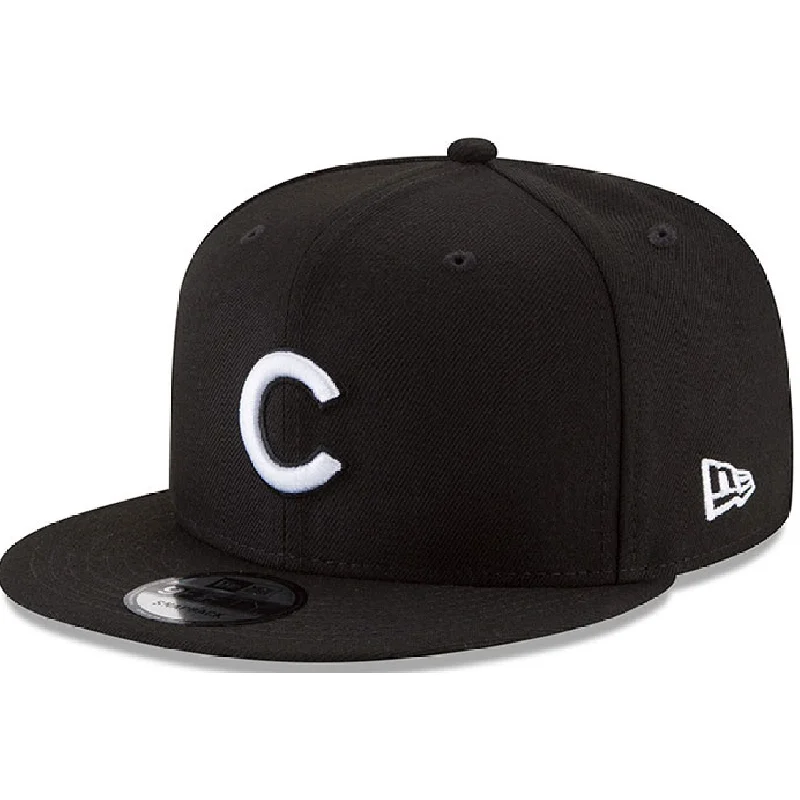 Classic Hat-Chicago Cubs NEW ERA BASIC COLLECTION SNAPBACK 9FIFTY-BLACK AND WHITE