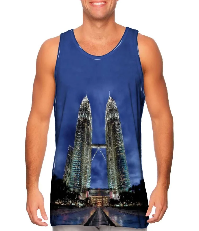 Oversized Tank-Petronas Twin Towers Kuala Lumpur Malaysia