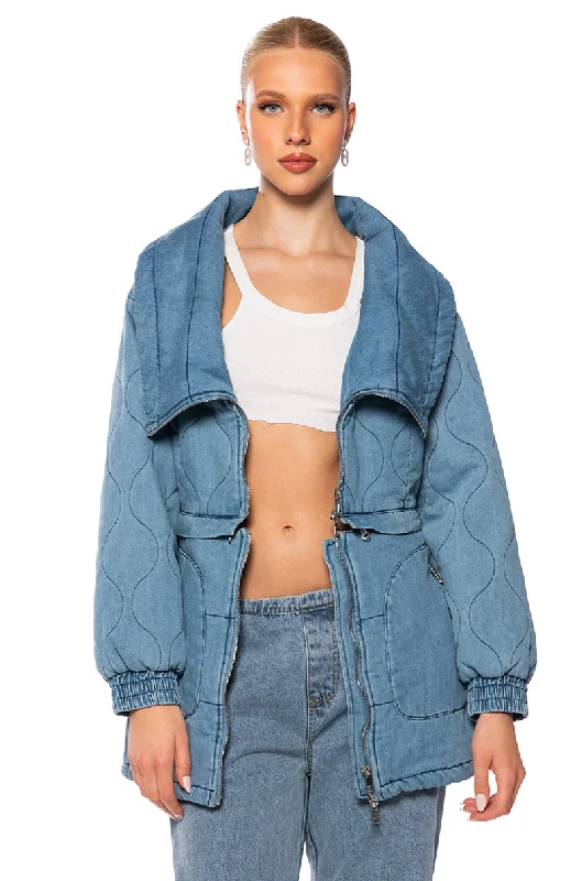 Trendy Jacket-SHE'S A QT CONVERTIBLE DENIM JACKET